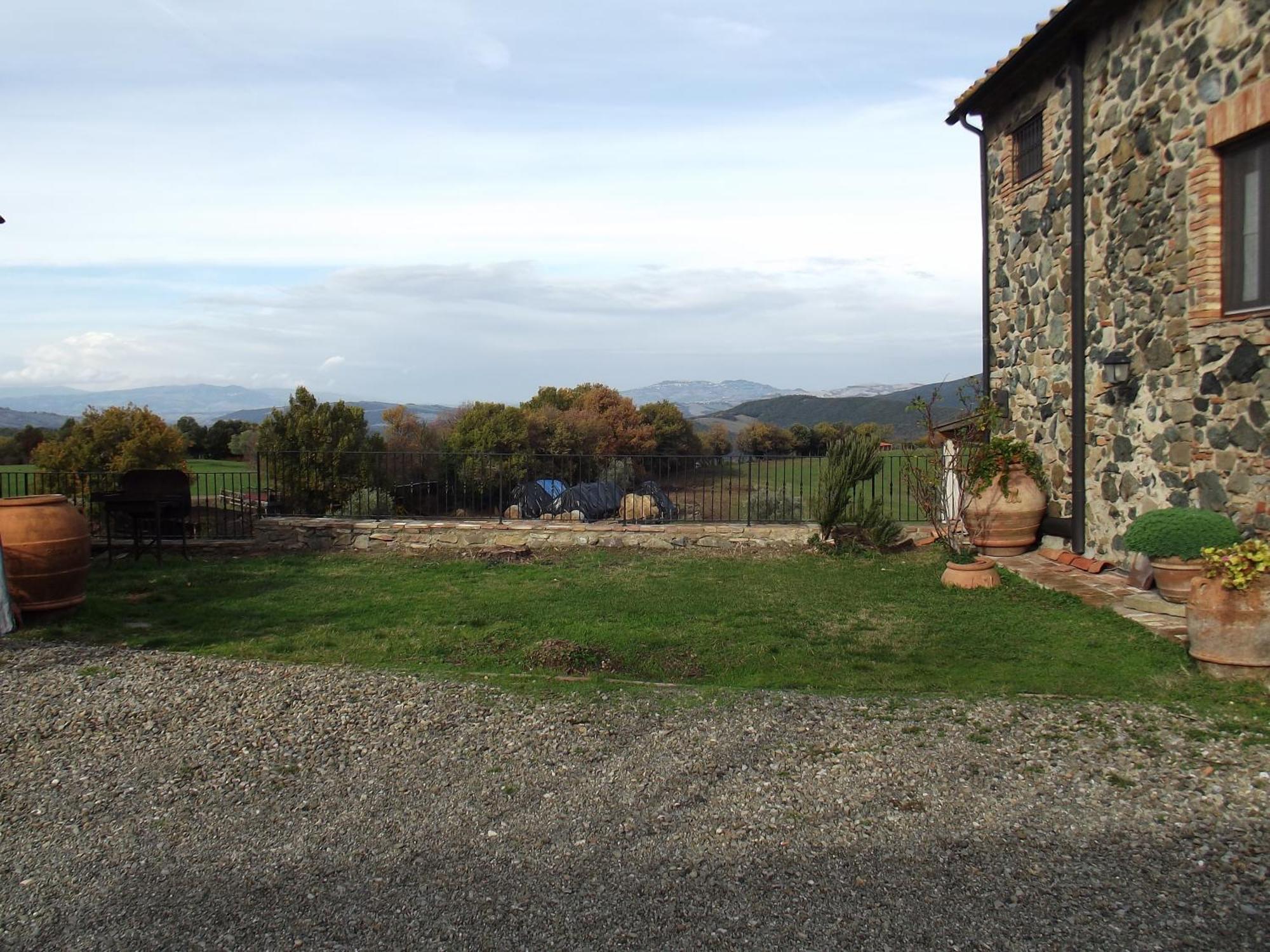 Гостевой дом Borgo Cerbaiola Montecastelli Pisano Экстерьер фото